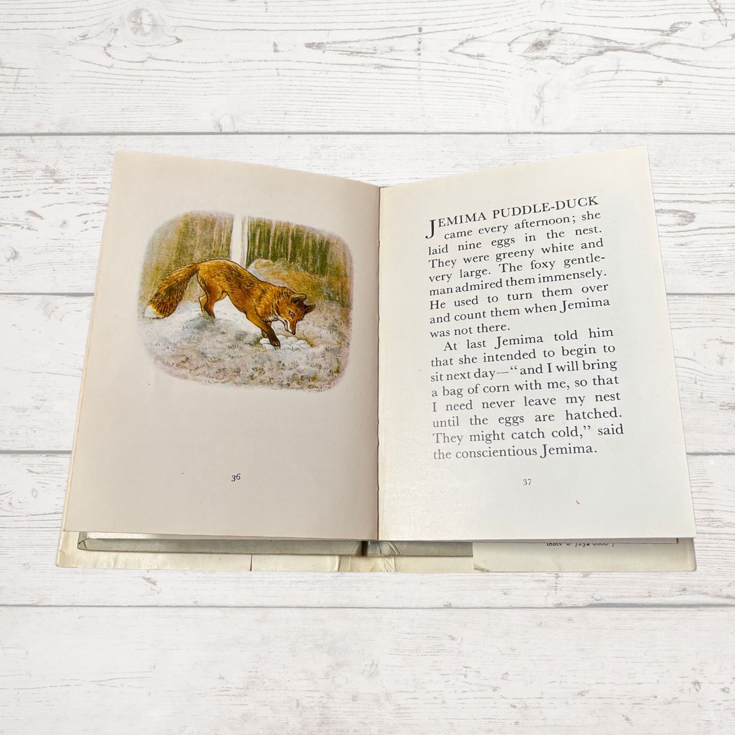 The Tale of Jemima Puddle-Duck. Vintage Beatrix Potter book. 1970 edition