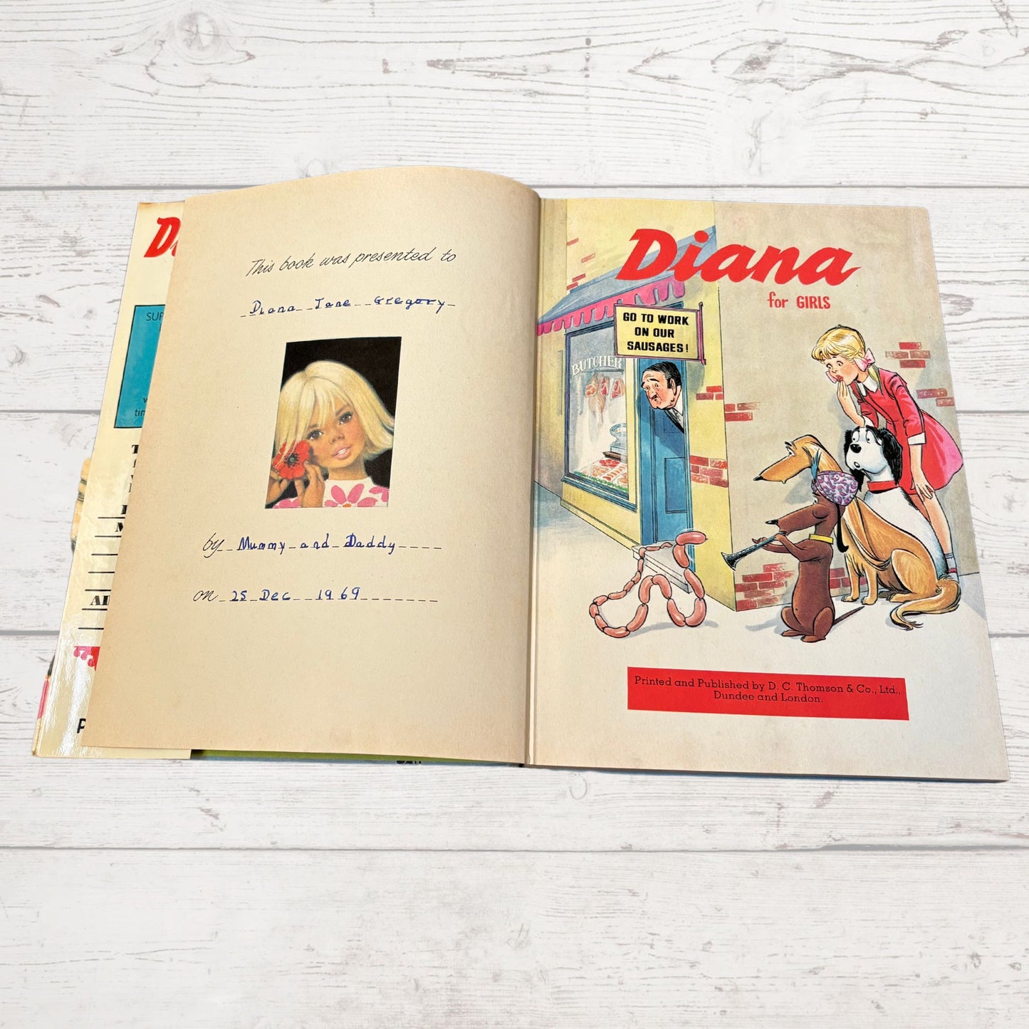 Vintage Diana Annual 1970, full of fiction, fashion, fun and nostalgia. Great gift idea