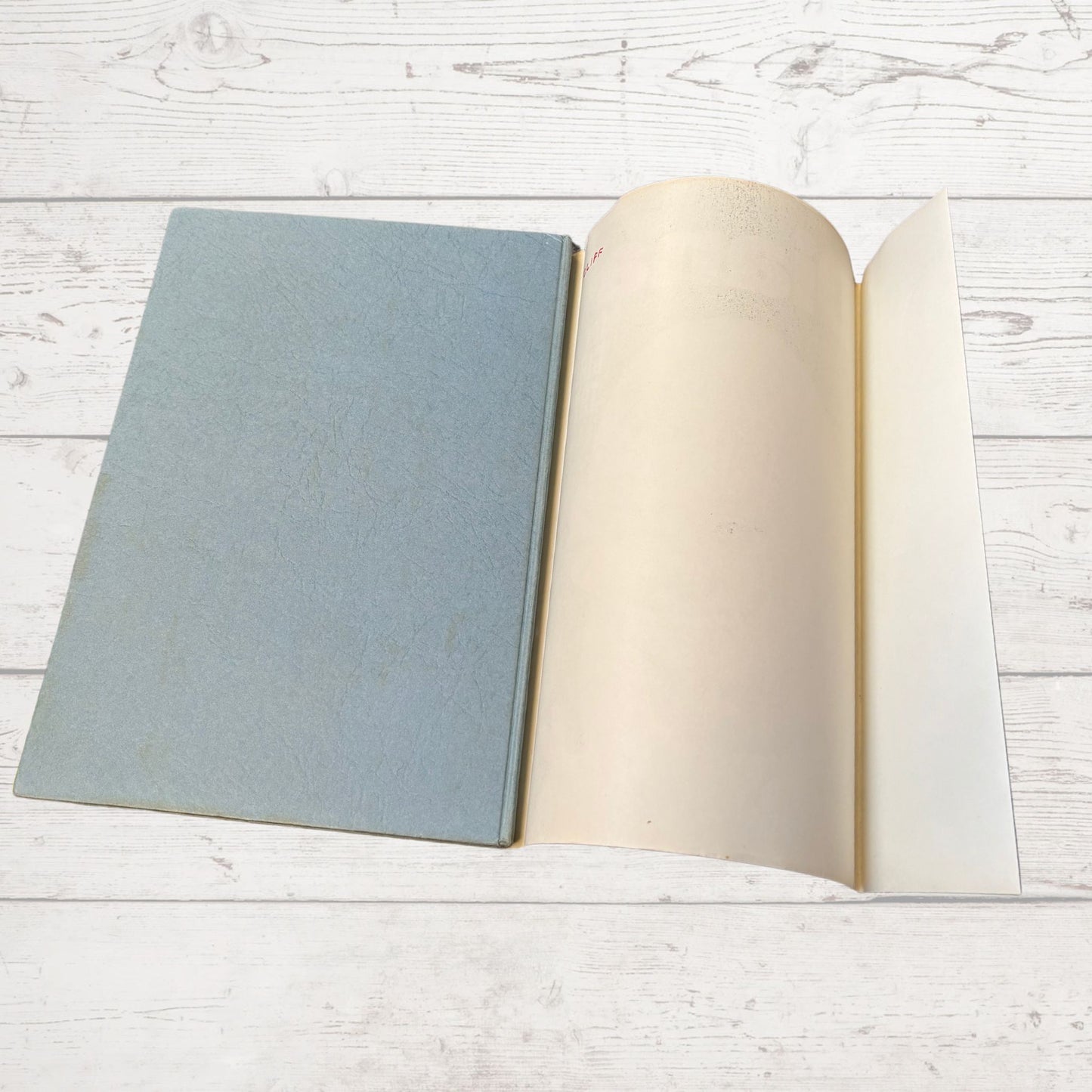 Vintage Diana Annual 1973, full of fiction, fashion, fun and nostalgia. Great gift idea