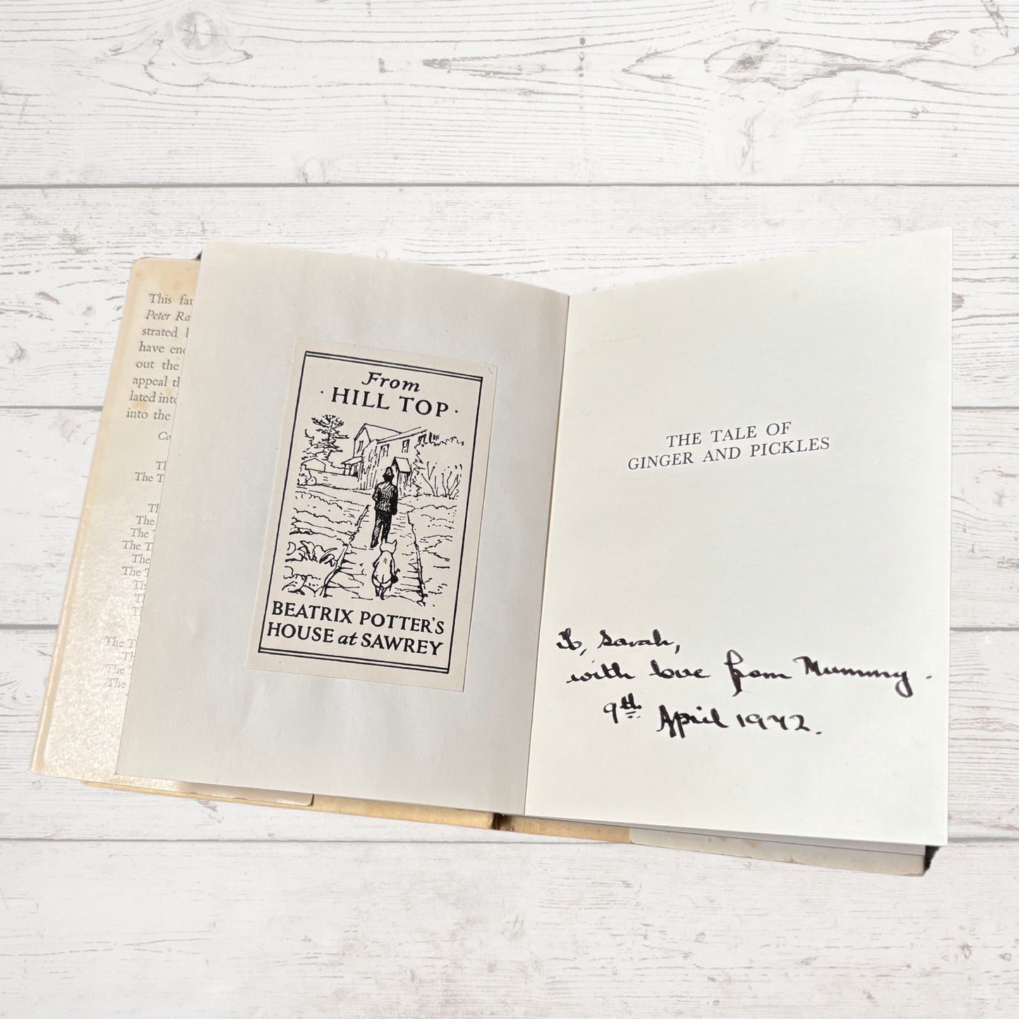 The Tale of Ginger and Pickles. Vintage Beatrix Potter book. 1971 edition