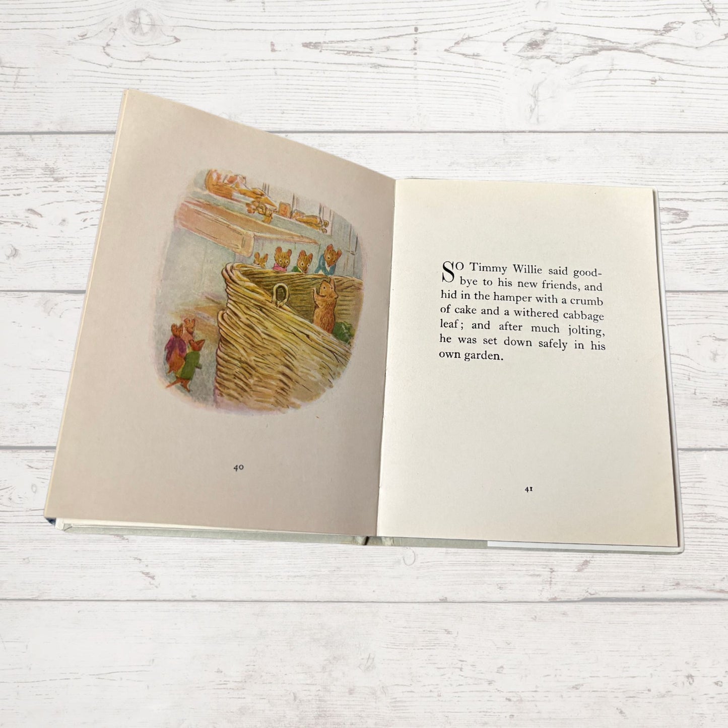 The Tale of Johnny Town Mouse. Vintage Beatrix Potter book. 1970 edition