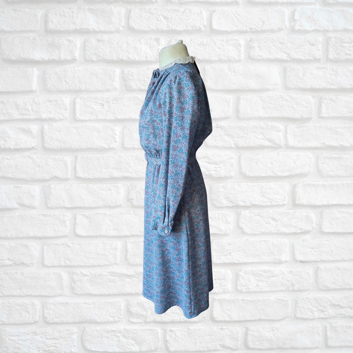 Vintage 80s Blue Floral Prairie Midi Dress with Cream Lace Collar. Approx UK size 12-14