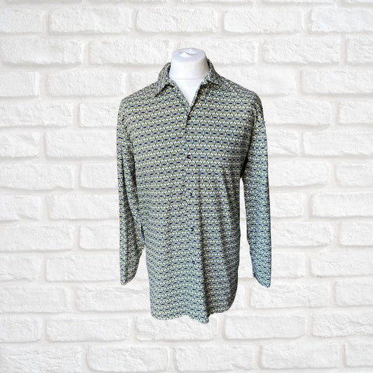1970s Green, Black and White Geometric Print Cotton Vintage Shirt. Approx UK size L-XL (men  ) 18-20( women)