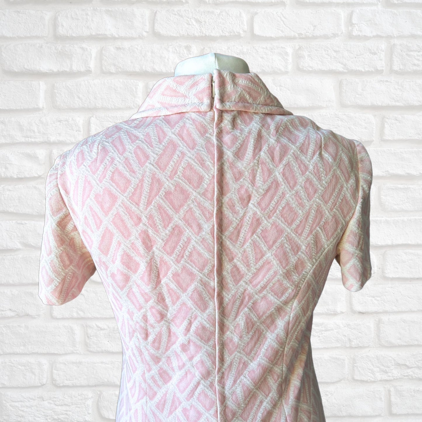 60s Pink and White Short Sleeved Vintage Scooter Dress. Approx UK size 14-16
