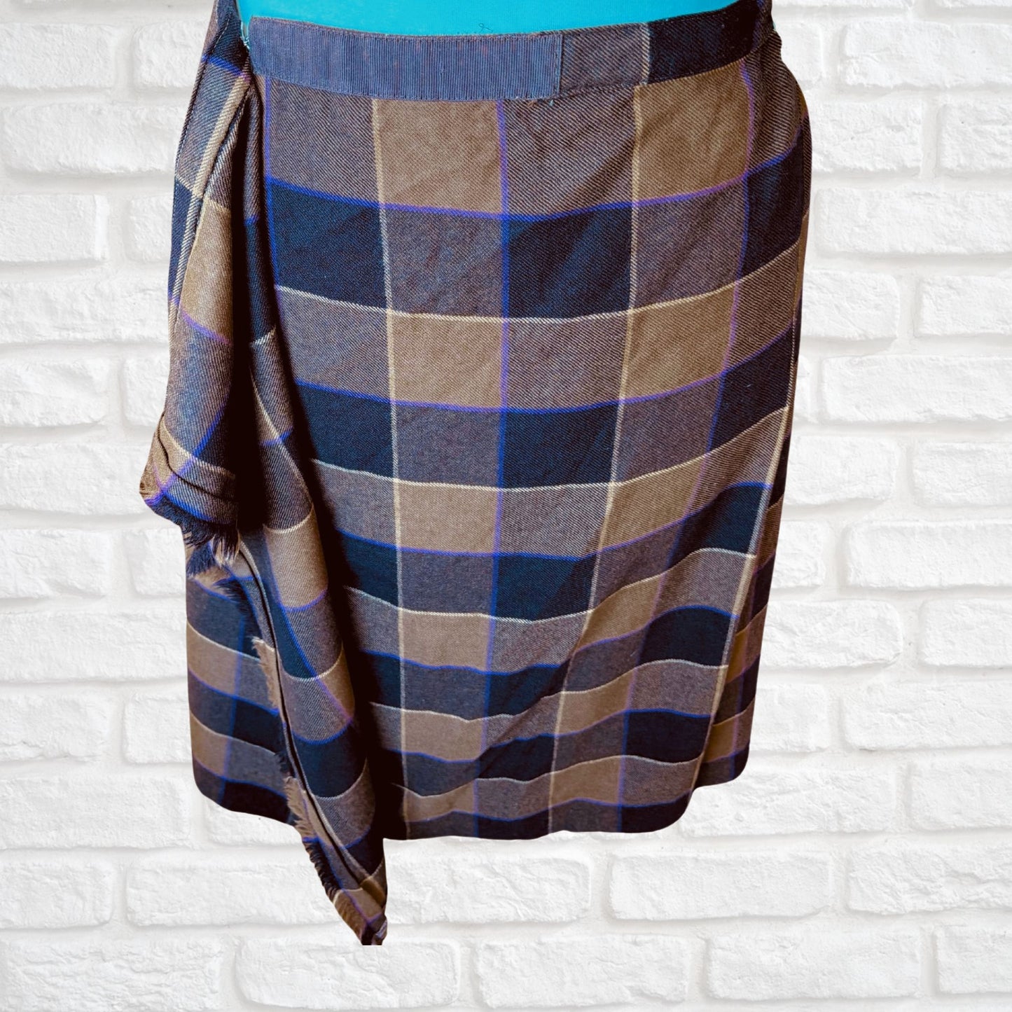 Vintage Brown,Gold & Purple Tartan Wool Kilt Skirt. Approx UK size 10-12