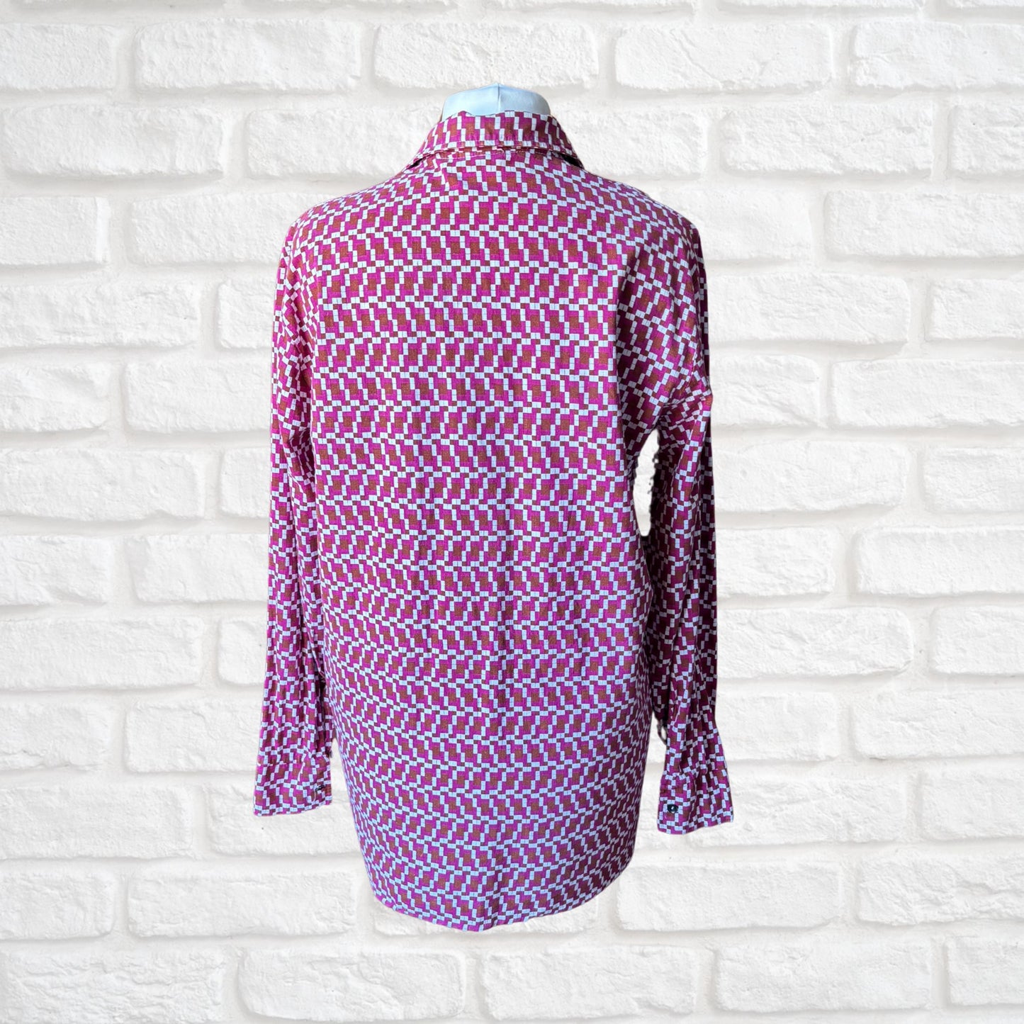 70s Geometric Print Long Sleeved Cotton Vintage Shirt. Approx UK size L - XL(men) 16-18 (women)