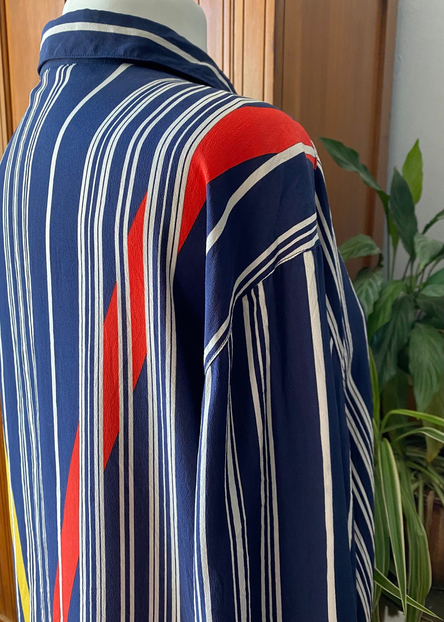 80s dark blue silk striped abstract patterned shirt. Approx UK size 16-22 (w) L-XL (m)