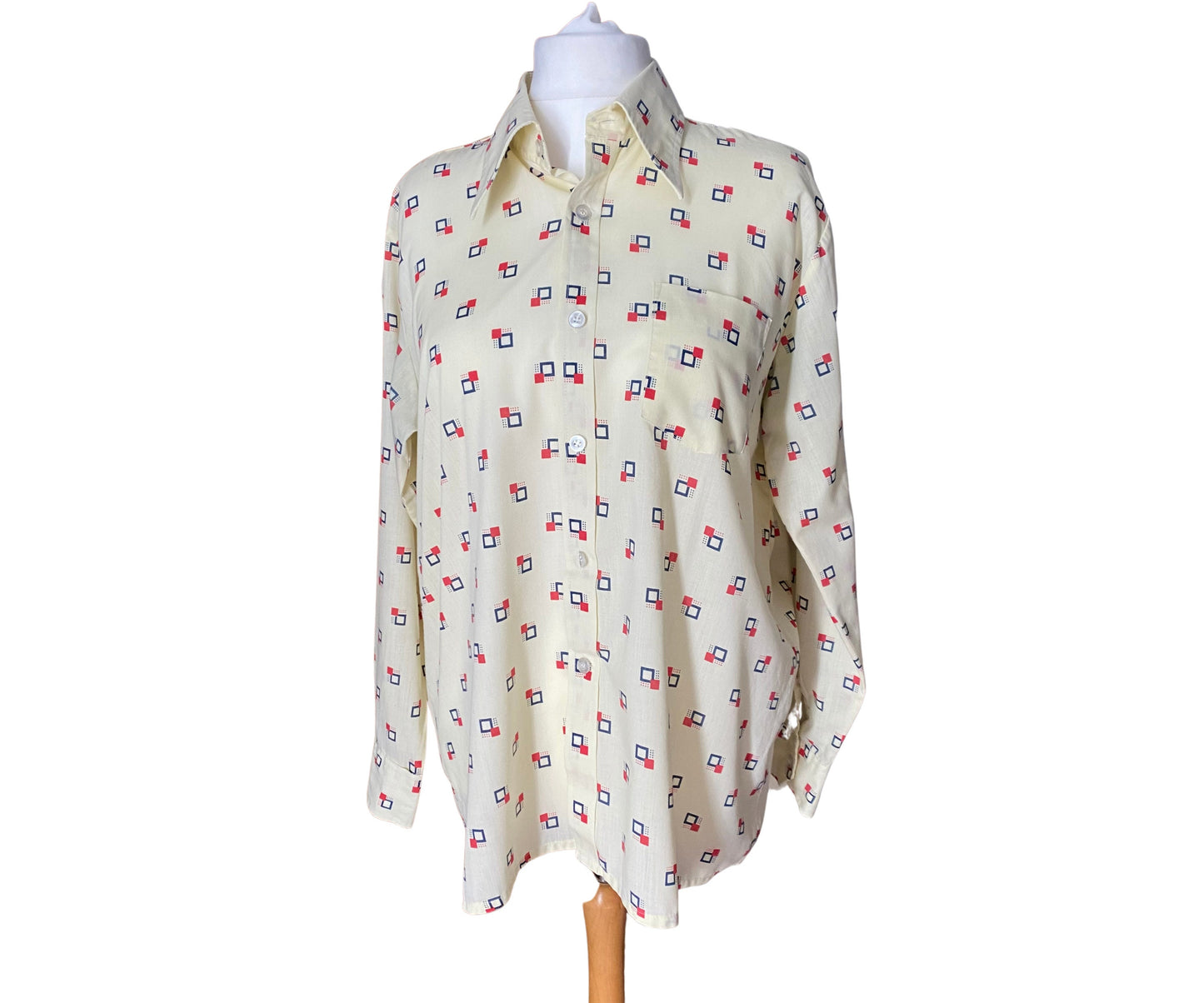 Cream 70s shirt with blue and red geometric print and dagger collar