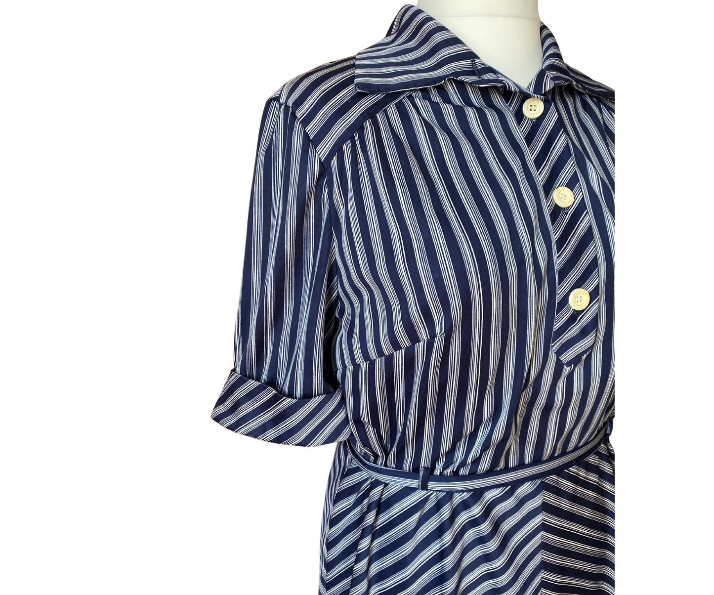70s blue and white striped midi dress. Approx U.K size 18-20