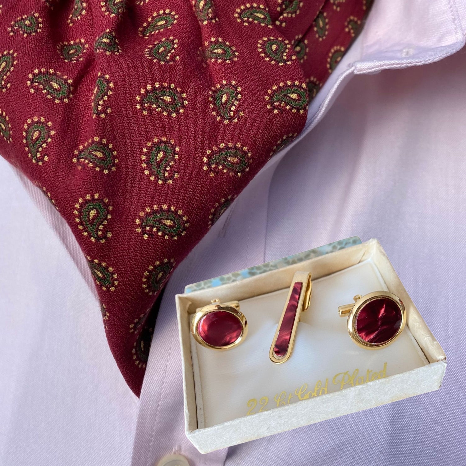 Traditional Men’ s Vintage Accessories