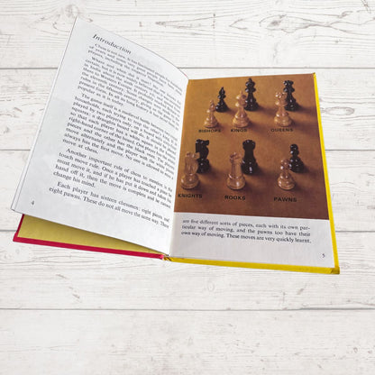 Learnabout ….. Chess. 1980s Ladybird Hobby Book