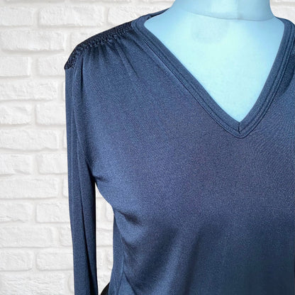 Vintage Black V Neck Long Sleeved Top. Approx UK size 10 -14
