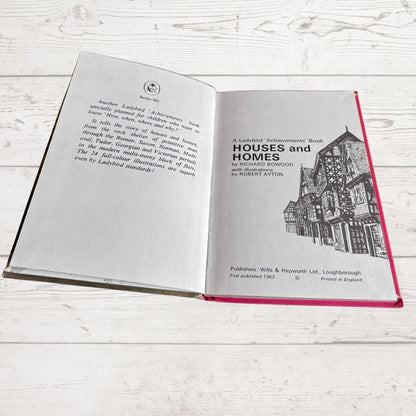 Vintage 1970s Ladybird Achievement’s Book .The Story of Houses and Homes. Series 601.