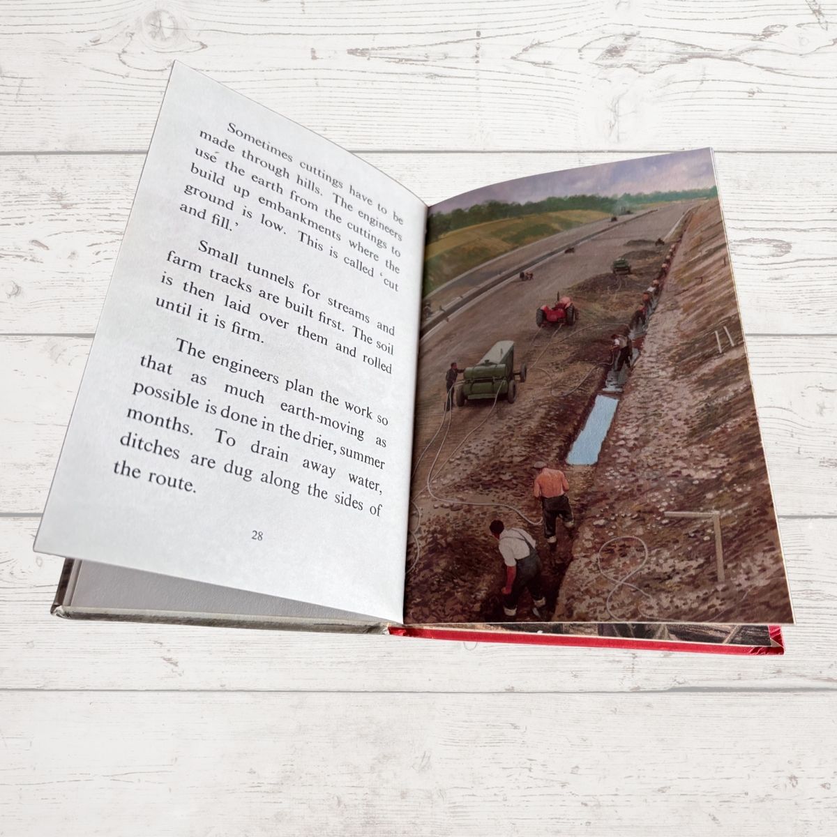 Vintage 1970s Ladybird People at Work Book. The Road Makers. Easy Reading. Series 606B