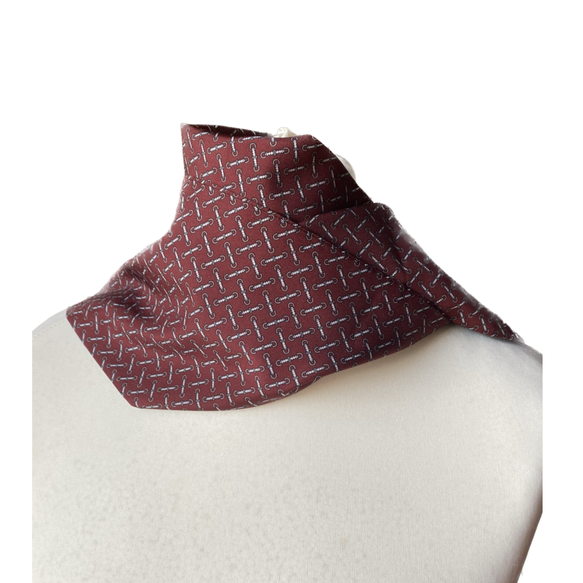 Multi-purpose Italian Sertosa scarf  - Wear it in multiple ways for different occasions.