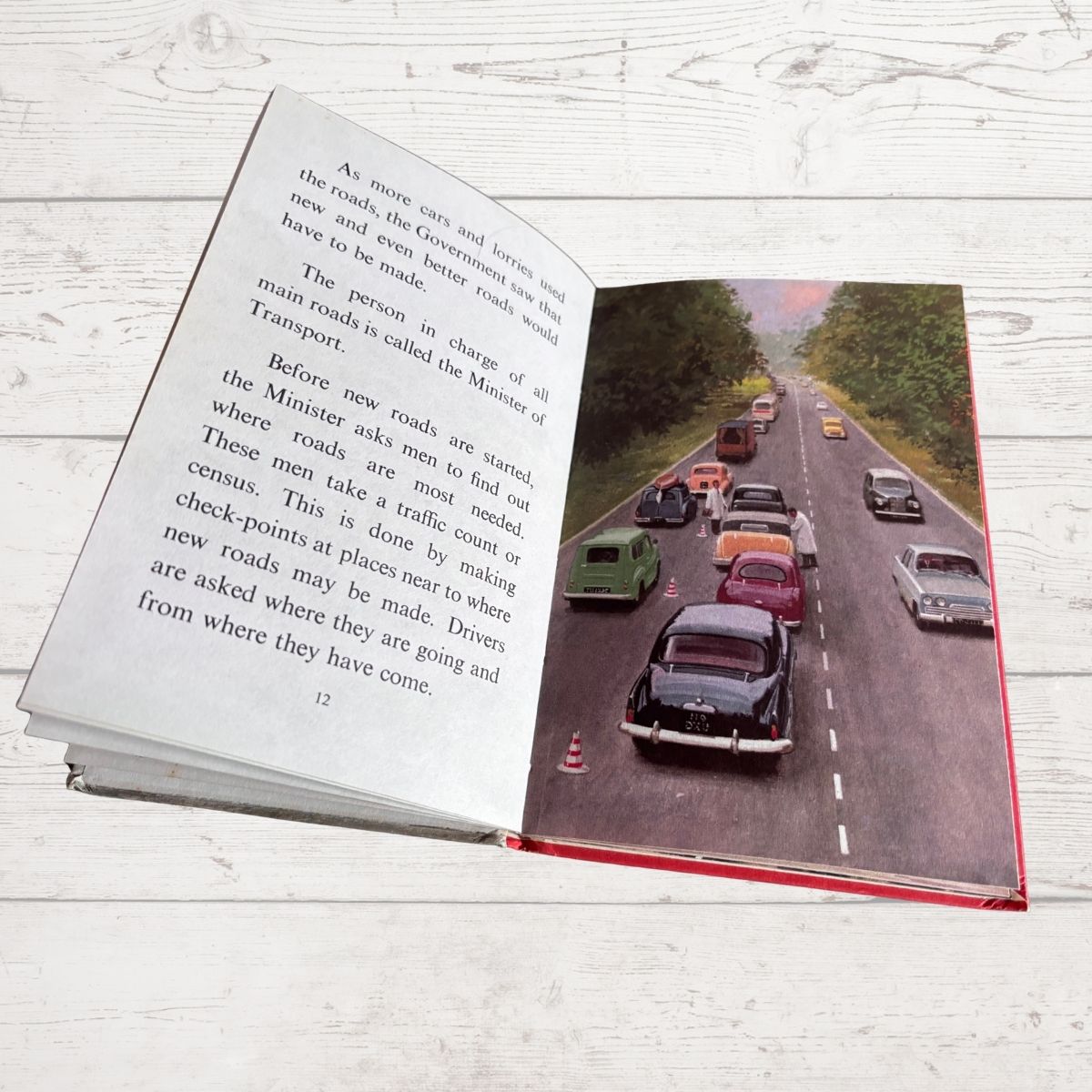 Vintage 1970s Ladybird People at Work Book. The Road Makers. Easy Reading. Series 606B