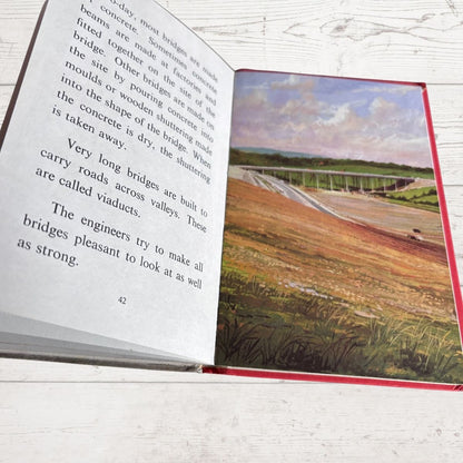 Vintage 1970s Ladybird People at Work Book. The Road Makers. Easy Reading. Series 606B