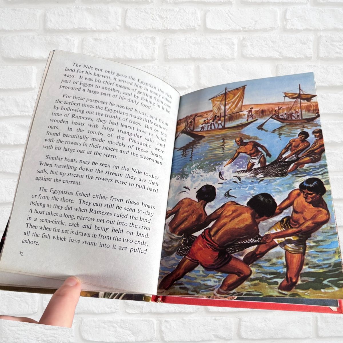 Vintage 1970s ladybird book.Cleopatra and Ancient Egypt. Adventure From History.Series 561