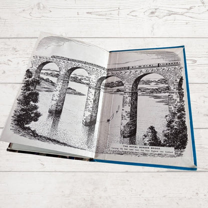 Vintage 1970s Ladybird book. The Story of Railways. A Ladybird Achievements Book. Series 601