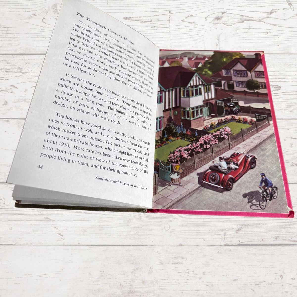 Vintage 1970s Ladybird Achievement’s Book .The Story of Houses and Homes. Series 601.