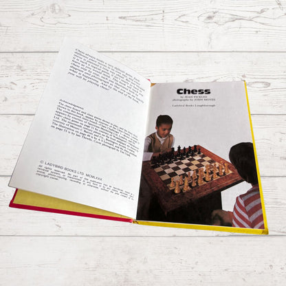 Learnabout ….. Chess. 1980s Ladybird Hobby Book