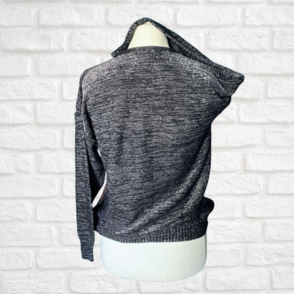 80s Black and Silver Sparkly Star Design Vintage Jumper. Approx UK size 14-18.
