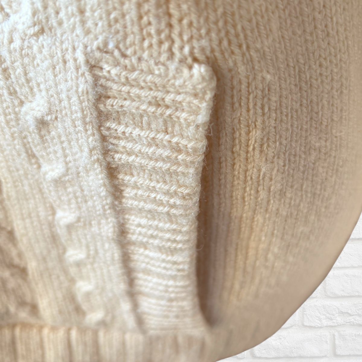 Cream wool vintage cardigan pocket close up 