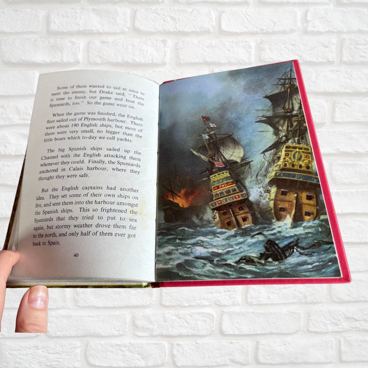 Vintage 1960s ladybird book, Sir Walter Raleigh  , An Adventure from History. Series 561