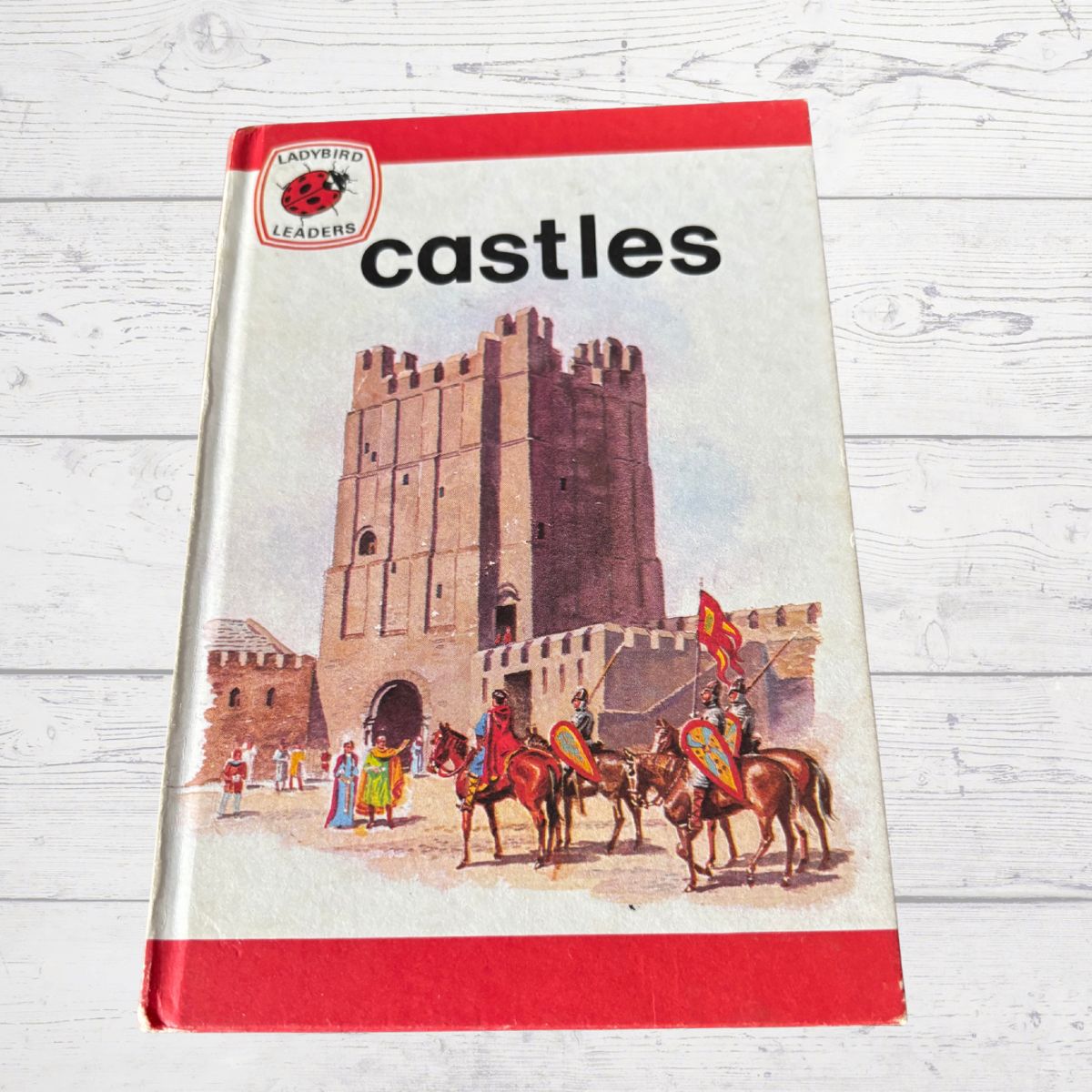 Vintage 1970s children’s book, Castles. A Ladybird Leader reading book. Series 737
