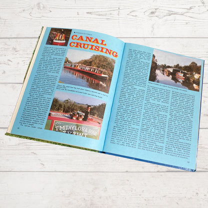 Vintage Girl Guide annual 1981. Great nostalgic gift idea