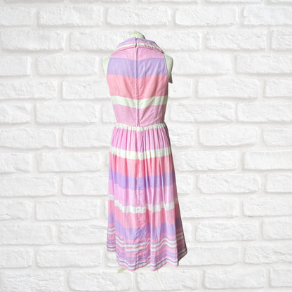 Stunning 70s Pink, Purple, and White Sleeveless Maxi Dress with Dagger Collar - Lisa Young, London . Approx UK size 8-10