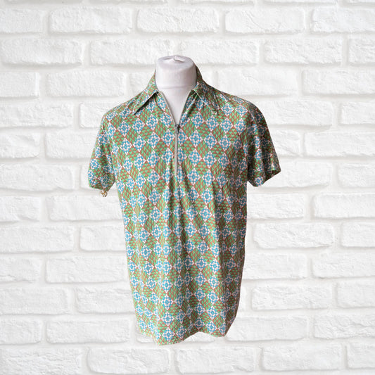70s Geometric Print Cotton Vintage Shirt with Zip Front. Approx UK size M - L ( men) 14 -16 (women )