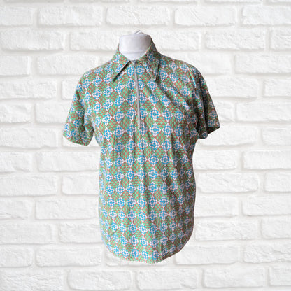 70s Geometric Print Cotton Vintage Shirt with Zip Front. Approx UK size M - L ( men) 14 -16 (women )