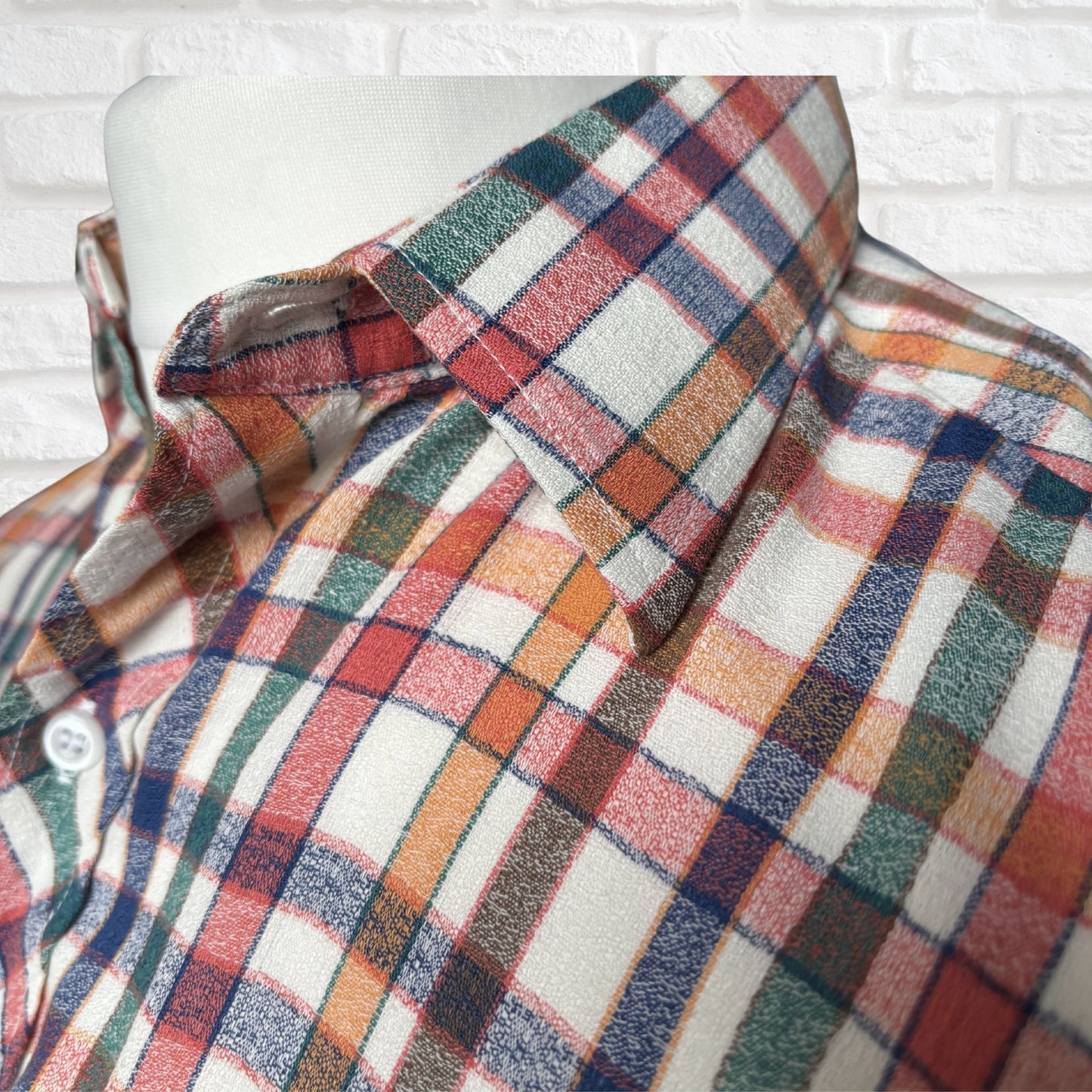 White, Red, Green, Blue and Orange Checked Vintage Short Sleeved Shirt Approx UK size L (men) 16-18 (women )