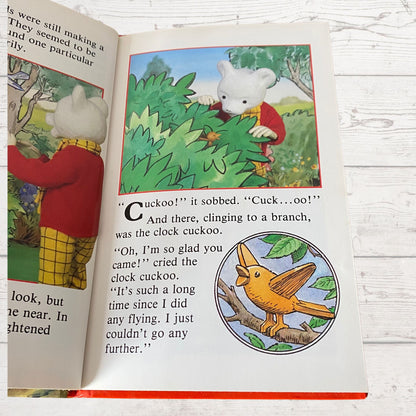 Rupert and the Old Hat. Rupert Bear Story.Vintage ladybird book. Great gift idea