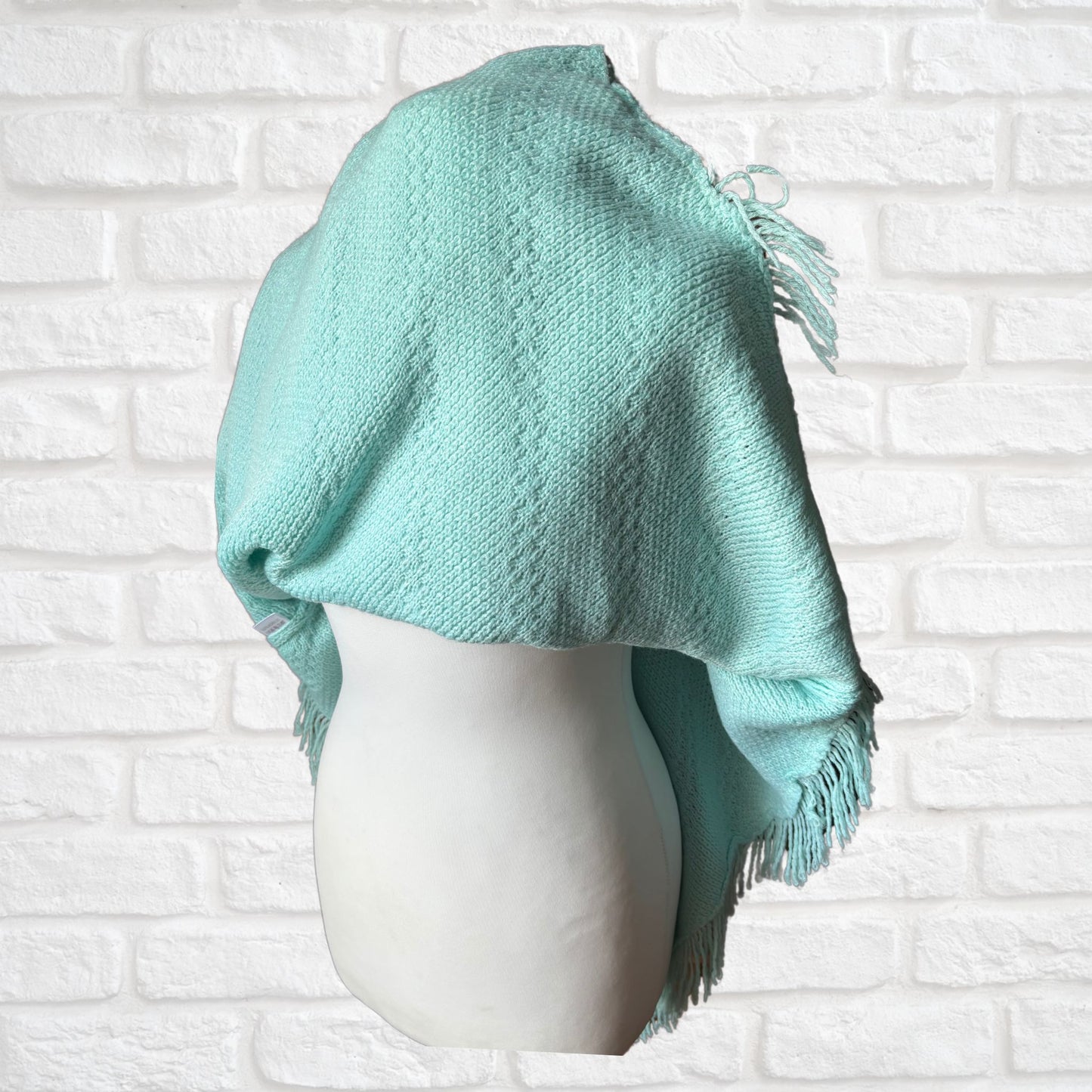 Vintage 70s Boho style Knitted Turquoise Vintage Poncho. Approx UK size 8-10