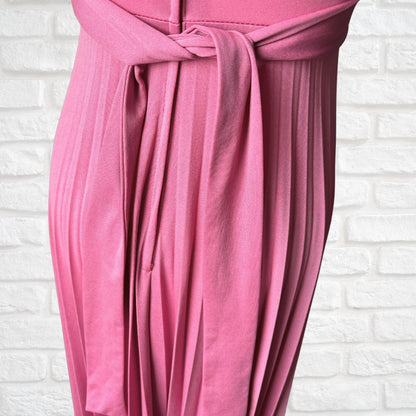 Pink vintage Grecian style, deep v neck maxi dress. Approx UK size 6-8