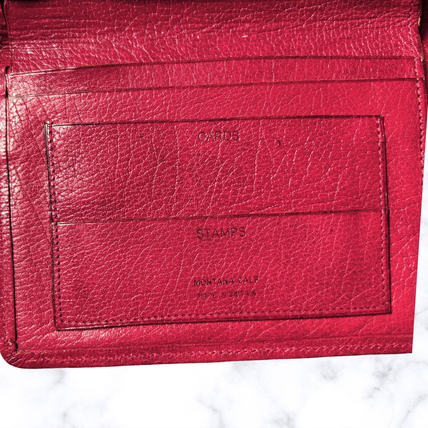 Vintage Red Leather Bifold Wallet with Multiple Compartments - Stylish and Practical