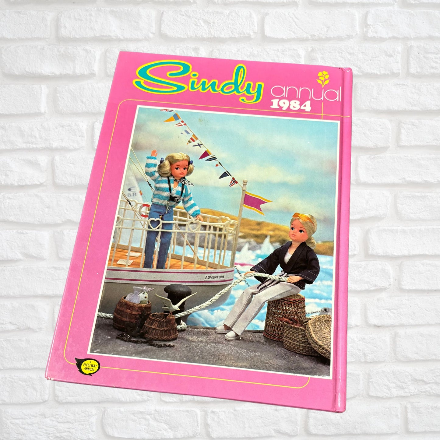 Vintage Sindy Annual 1984  - Classic Stories, Pop  Puzzles & Beauty Tips