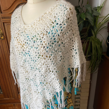 Vintage Cream Crochet Fringed Poncho - Perfect 70s Cover-Up. Approx UK size 10-16