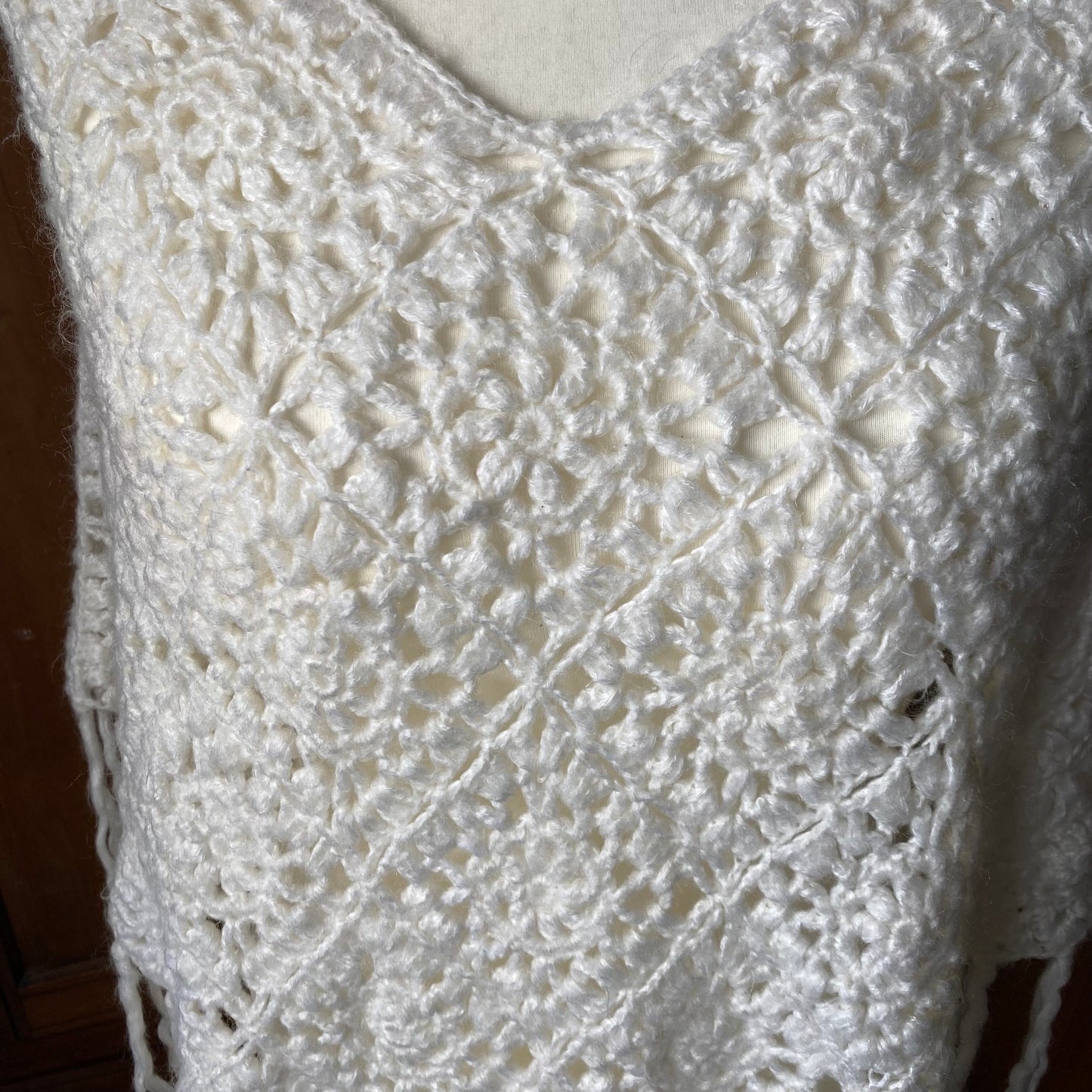 Vintage Cream Crochet Fringed Poncho - Perfect 70s Cover-Up. Approx UK size 10-16