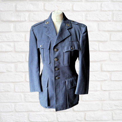 1950s USAF Blue Wool Serge Vintage Military Jacket with Detachable Metal US Pins. Approx UK XS-S (m) 10-12(f)