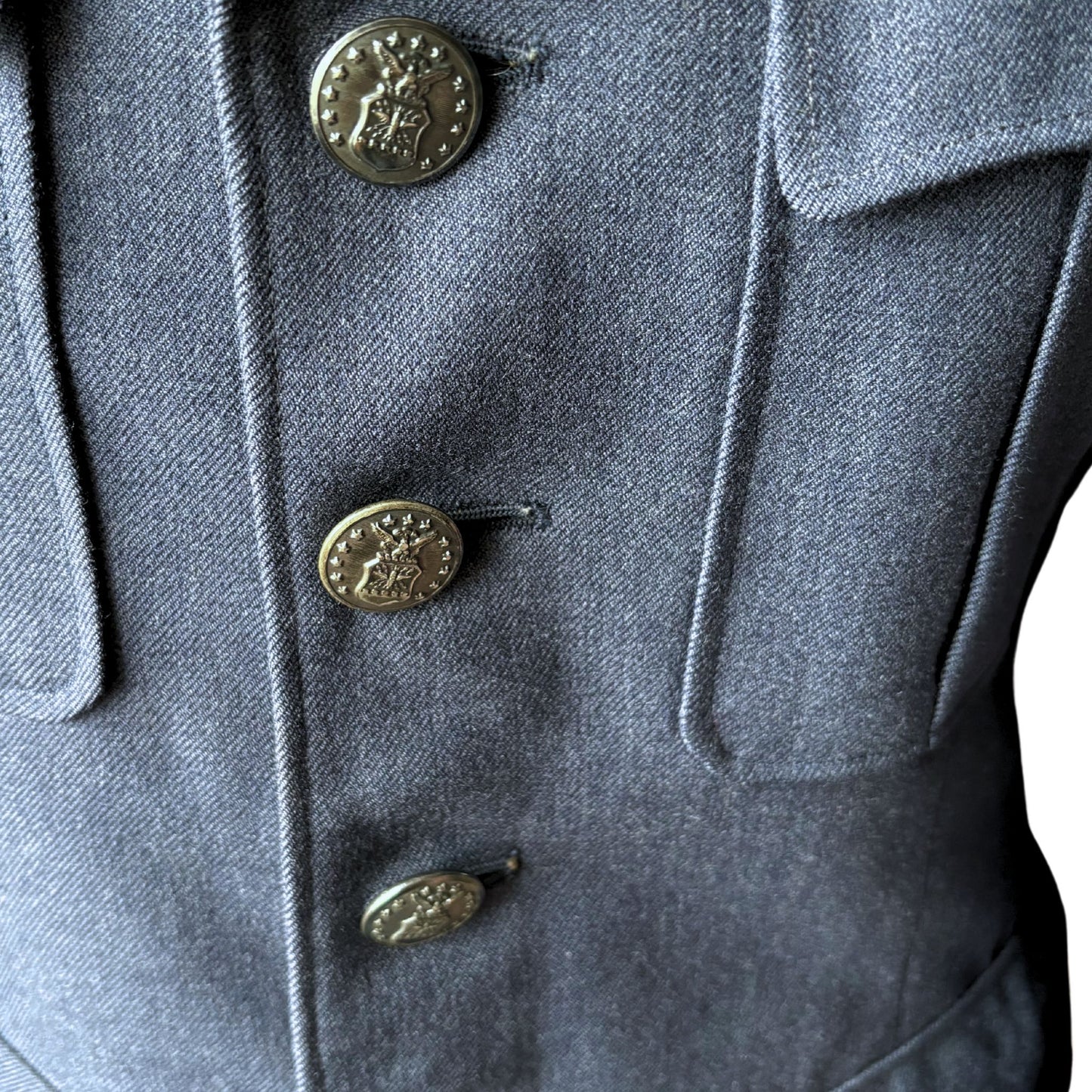 1950s USAF Blue Wool Serge Vintage Military Jacket with Detachable Metal US Pins. Approx UK XS-S (m) 10-12(f)