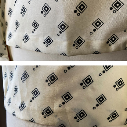 Stylish 70s Cream and Black Geometric Print Dagger Collar Blouse. Approx UK size 10-14