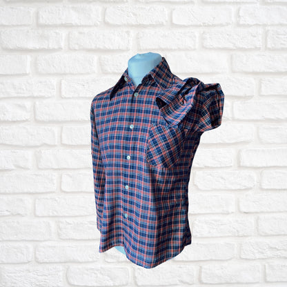 70s Red and Blue Checked Vintage Shirt with Dagger Collar. Approx UK size M to L (men) 12 - 14 (women)