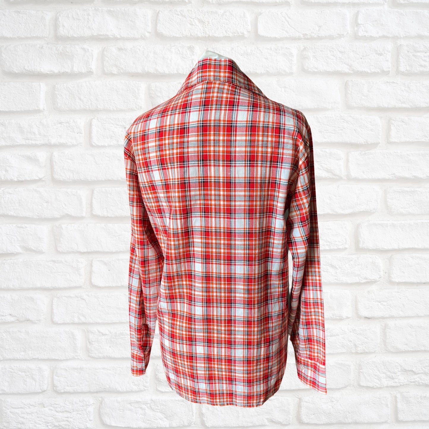 70s Vintage Checked Lightweight Shirt with Wide Collar - Classic Retro Style. Approx UK size XS -S (men) 8-12 (women)
