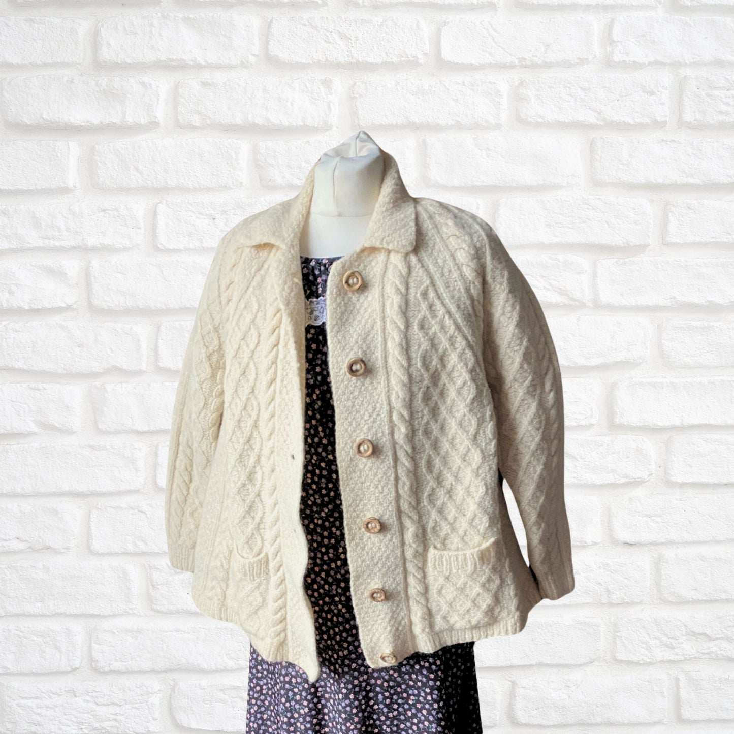 Cream Aran style Wool Vintage Cardigan with Wooden Buttons - Classic heritage piece.  Approx UK size 10- 14