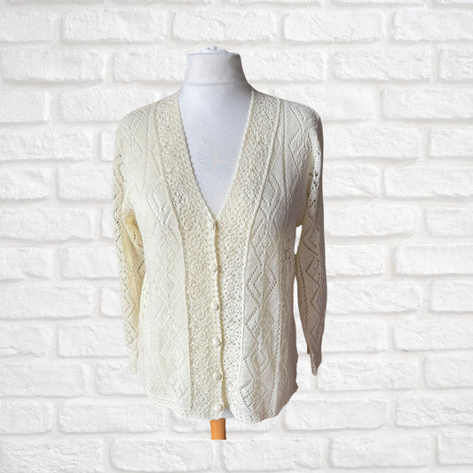 Vintage Pale Cream Crochet Cardigan: Pointelle Design with Daisy Detailing. Approx UK size 14-18