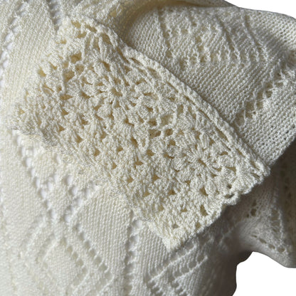Vintage Pale Cream Crochet Cardigan: Pointelle Design with Daisy Detailing. Approx UK size 14-18