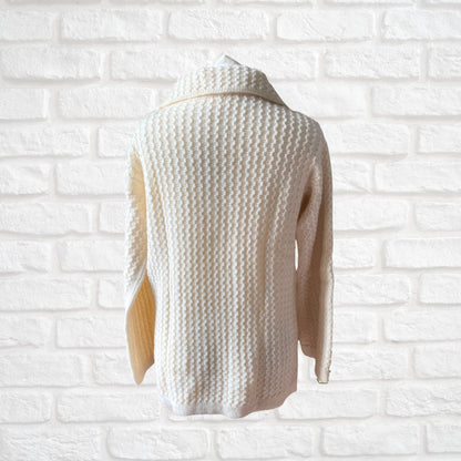 70s cream shawl collar textured knit cardigan.  Approx UK size 12-16